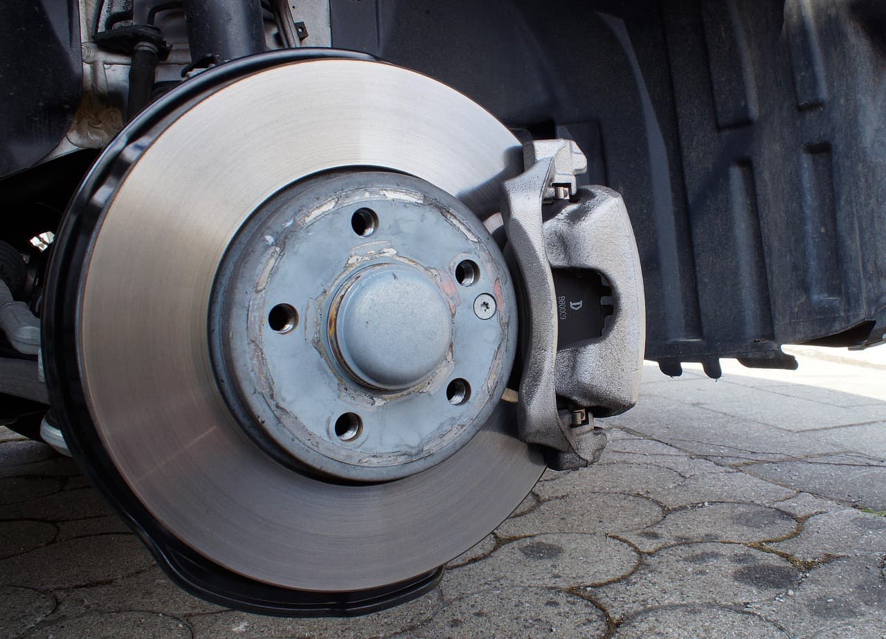 How to Bleed ABS Brakes on a GMC Sierra