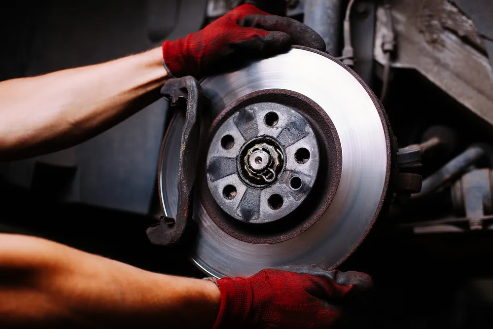 GMC Brakes Warning Signs GMC Brakes Warning Signs