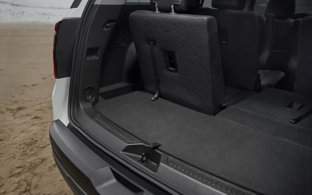 Open GMC Acadia Trunk Open GMC Acadia Trunk
